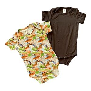 #237, kate quinn bundle of two bodysuits,size 12-18 mo